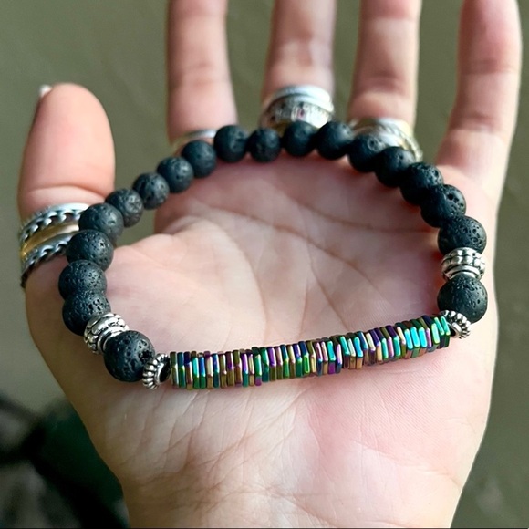 π΄ SALE ! red dot items are 2 for $25 . Bundle more than 3 and its $10 each π - Picture 6 of 9